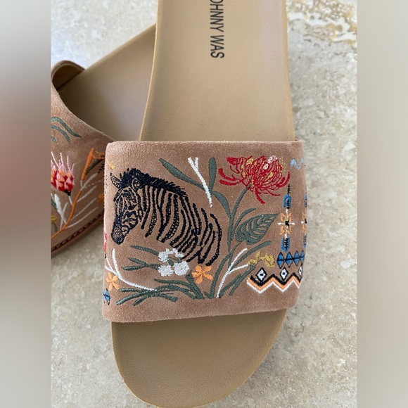 Johnny Was 'Watipaso' sandal - Picture 3 of 5